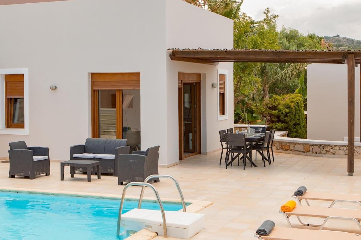 Karena Seaview Villa Gerani Chanion Exterior foto